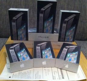 Apple - iPhone 4G with 32GB Memory